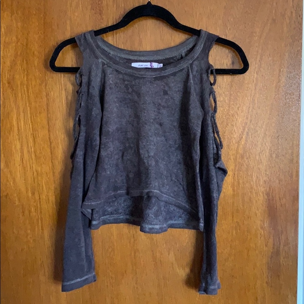 Stylish and unique Play Six top